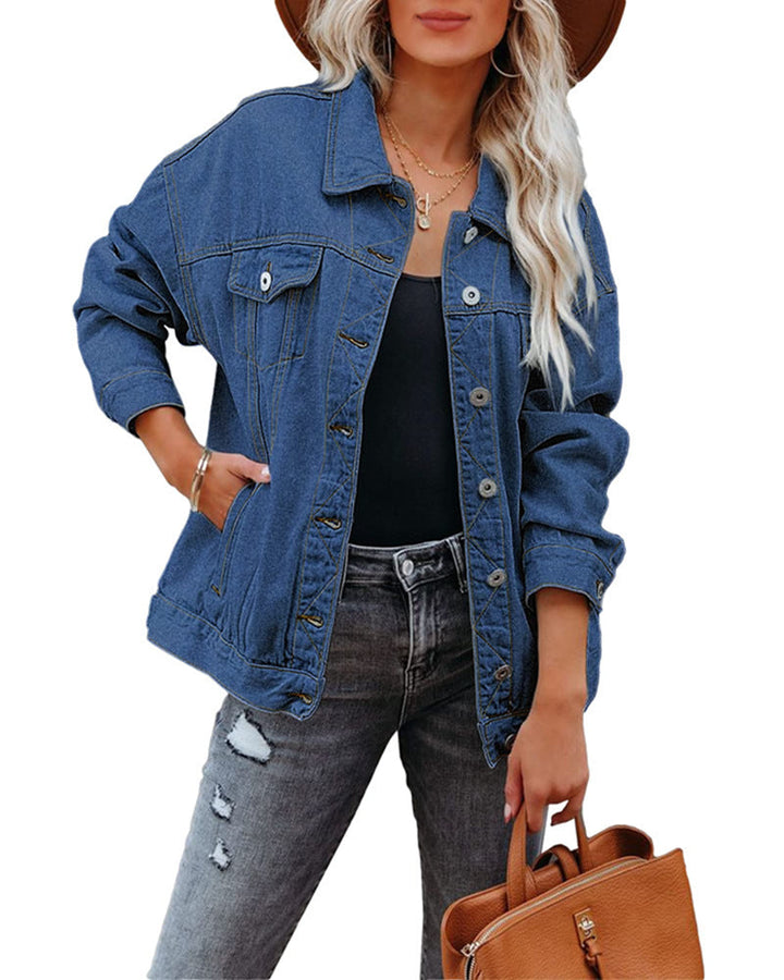 Modische Damen Oversized-Kurzjacke aus Denim mit stylischem Schalkragen. Lässige Frühjahrsjacke für moderne Outfits.