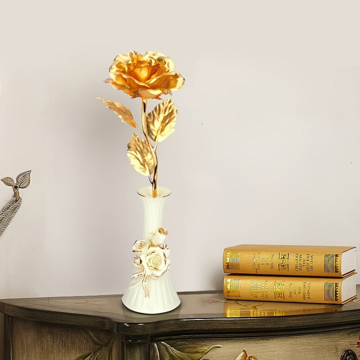 Romantische ewige Kunstrose im Luxus-Geschenkset für Valentinstag. Ideales Präsent für besondere Damen.