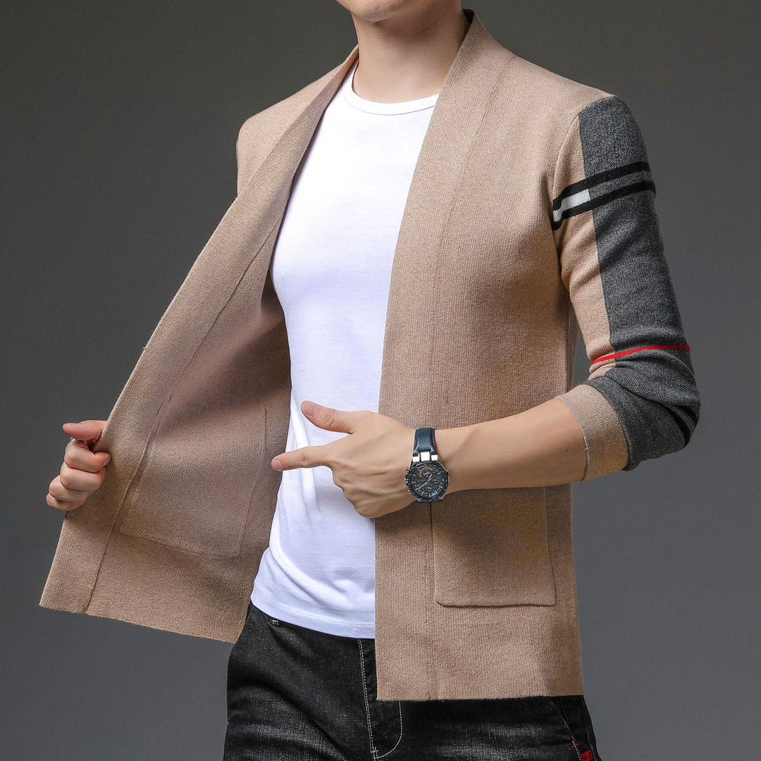 Warmer Herren Winterpullover in schmaler Passform, Strick & Langarm. Perfekt für elegante Freizeit-Herrenmode.