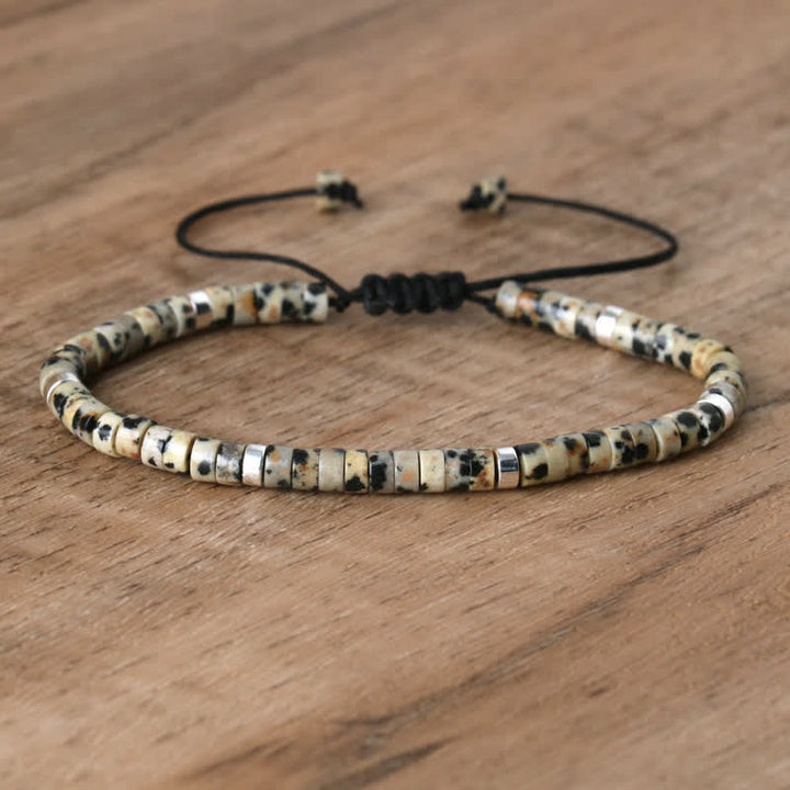 Geflochtenes Damenarmband Seraphina, Natursteine, verstellbar, stilvoller Damenschmuck.