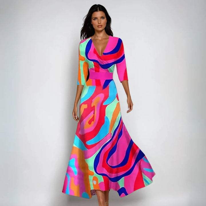 Bodenlanges, fließendes Damen Abendkleid mit elegantem Blumenmuster, ideal für Abendmode & besondere Anlässe.