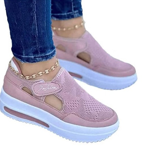 Die "Liana" Damensneaker sind atmungsaktive Slip-Ons für den ganzen Tag. Ein leichter & bequemer Alltagsschuh.
