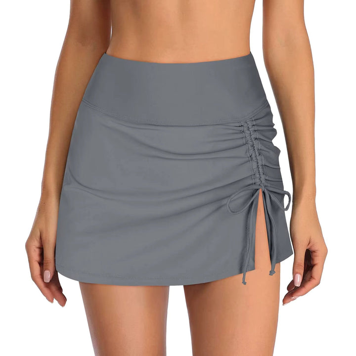 Damen Schwimmshorts Liv, perfekt für Schwimmen, Wassersport und entspannte Sommertage.