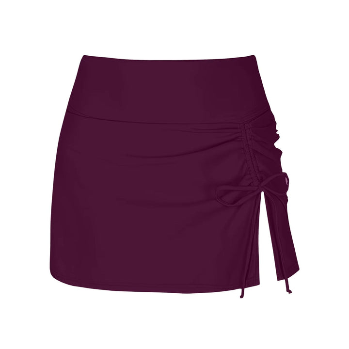 Strandshorts Liv für Damen, kurze, bequeme Hose mit Seitenschlitz, ideal für heiße Tage.