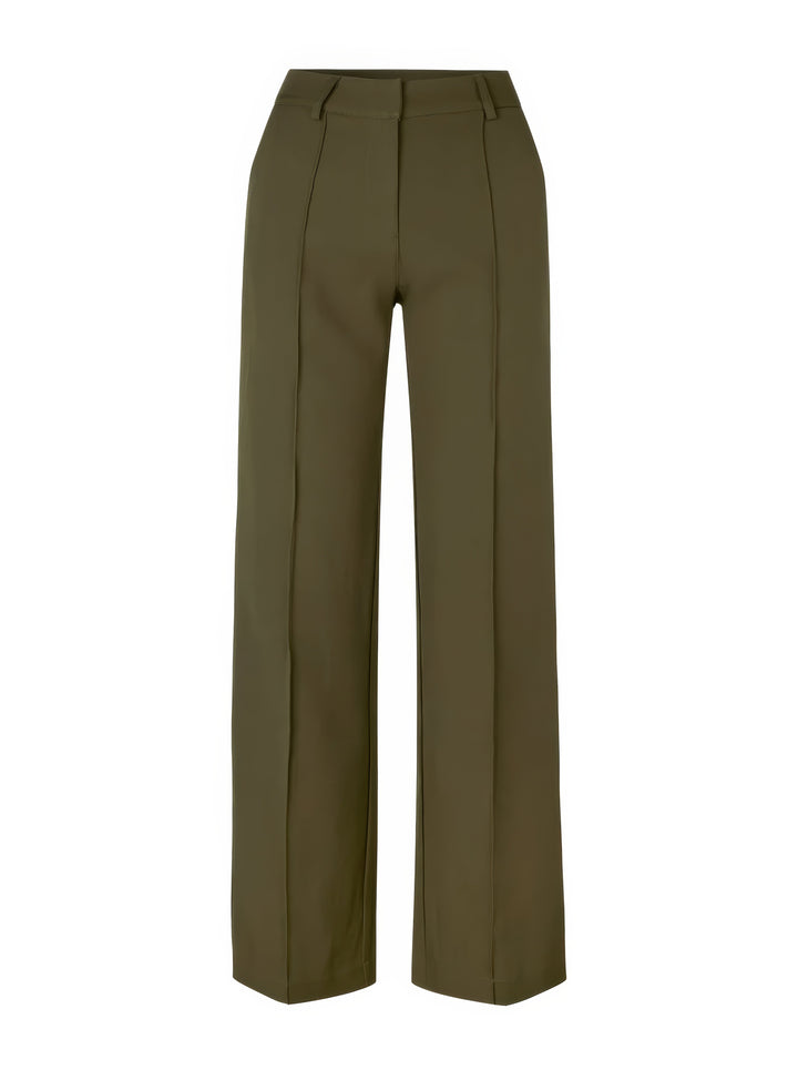 Schwarze Damen Hochbund Hose kombiniert mit Bluse, perfekter Business-Look für Herbst und Winter.