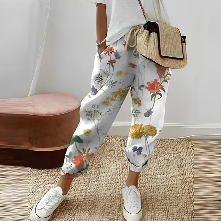 Damen elegante Sommerhose Pauline, leicht und stilvoll für warme Tage. Perfekt für Büro oder Freizeit.