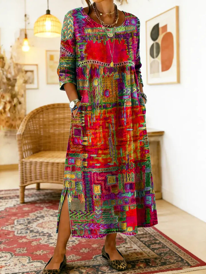 Amelie Damen Boho-Kleid (Seitenansicht) mit lockerem Schnitt und Patchwork. Ideal als Freizeit-Sommerkleid.