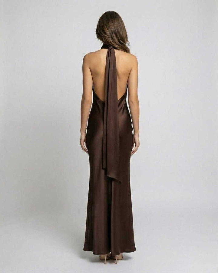 Glamouröses rückenfreies Damen-Halterkleid, ideal als Abendkleid oder für Hochzeitsgäste.