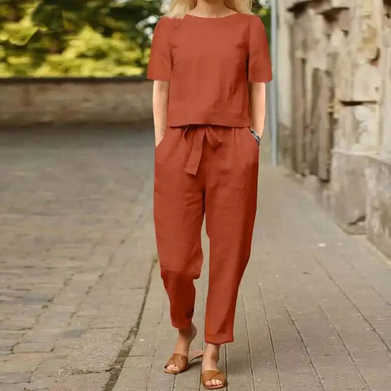 Stilvolles Damen-Jumpsuit-Set, perfekt für Freizeit & Alltag. Elegante, bequeme Kleidung für Frühling & Sommer.