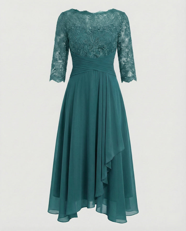 Grünes, fließendes Maxikleid, elegant und lang, perfekt für besondere Anlässe und Abende.