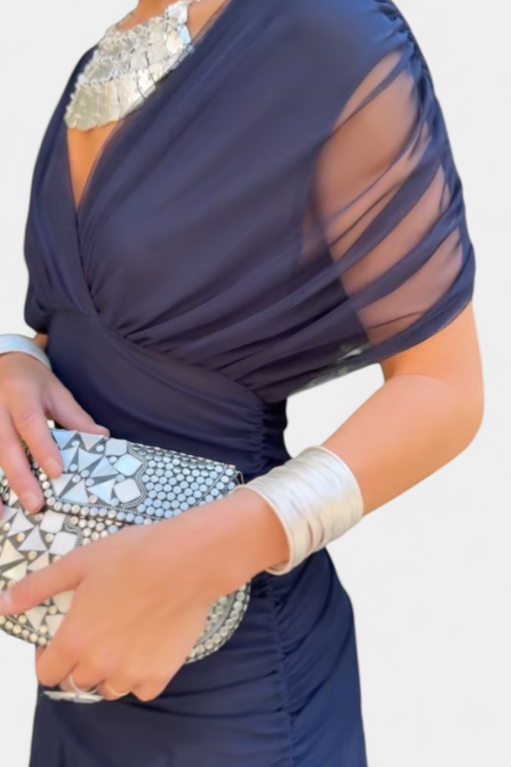 Maxilanges Abendkleid für Damen, festlich, elegant, ideal für den Herbst und besondere Feiern.