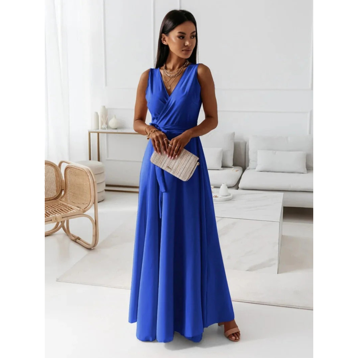 Modernes, elegantes Damen Maxikleid, ideal für herbstliche Hochzeitsgäste; langes, fließendes Abendkleid.