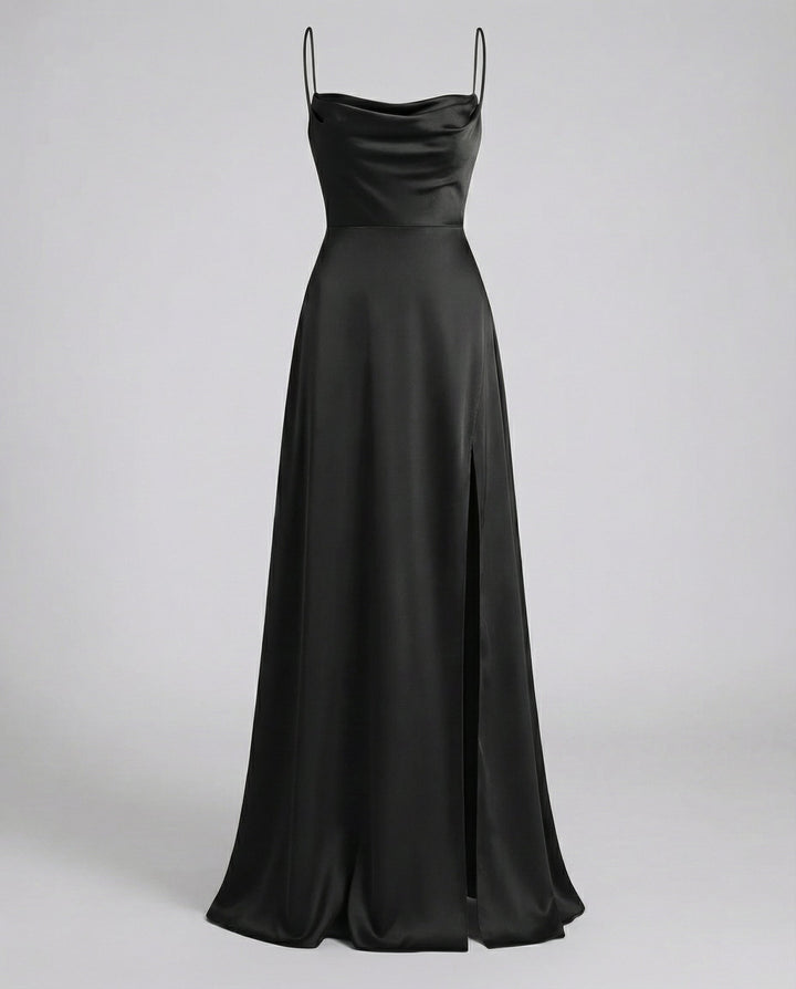 Modernes, elegantes Damen Maxikleid für besondere Anlässe. Lang, ärmellos mit fließender Silhouette & Rückendetail.