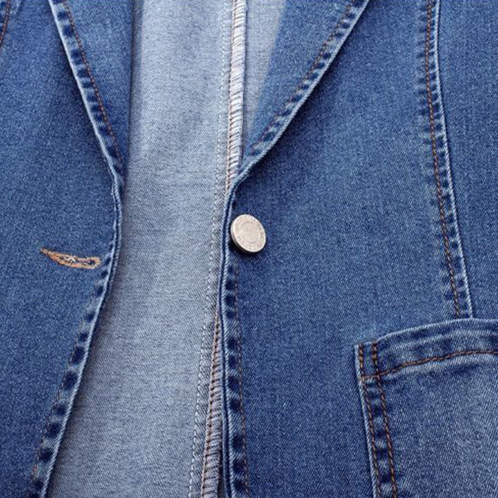 Trendiger Damen Jeansblazer Nora: Stilvolle Oberbekleidung für frühlingshafte Büro-Looks und Freizeit.
