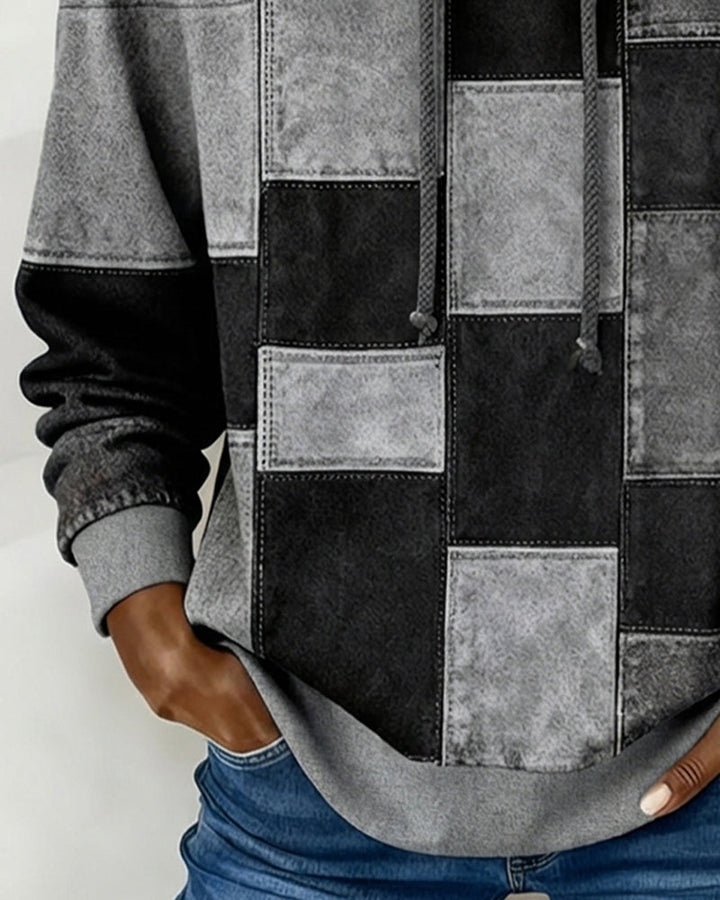 Eleganter Damen Hoodie mit Kapuze im Karodesign, vielseitig kombinierbar für Herbstmode.