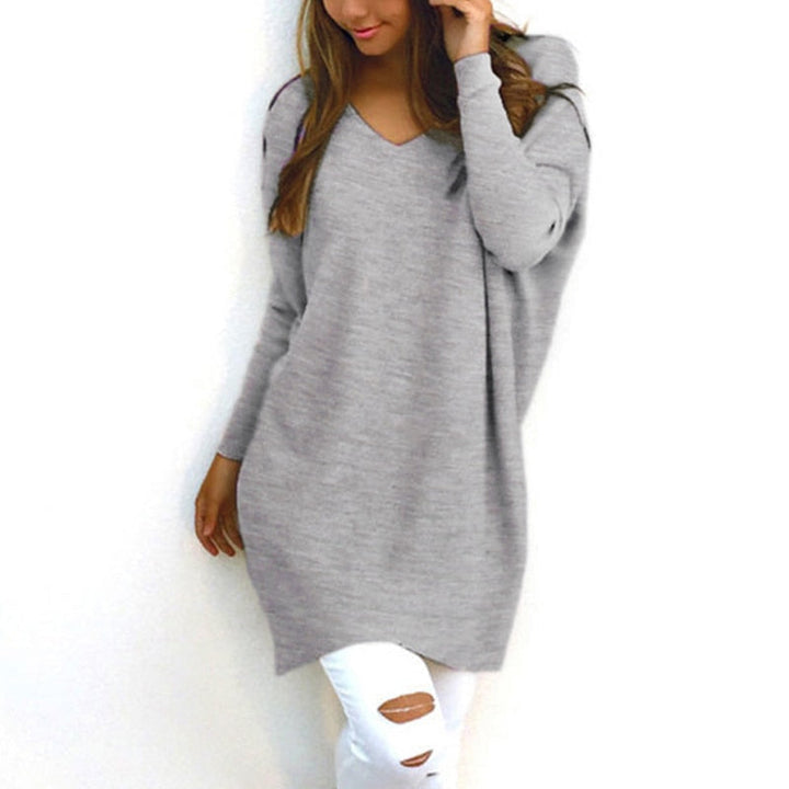Modischer Damen V-Ausschnitt Pullover. Trendiges Strick-Oberteil mit langen Ärmeln für stilvolle Outfits.