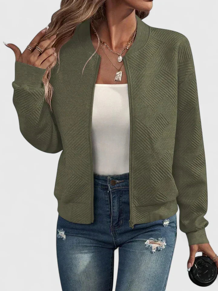 Stilvolle Damen Bomberjacke, ideal für Herbst & Übergang. Kurze Freizeitjacke für Damen, vielseitig kombinierbar.