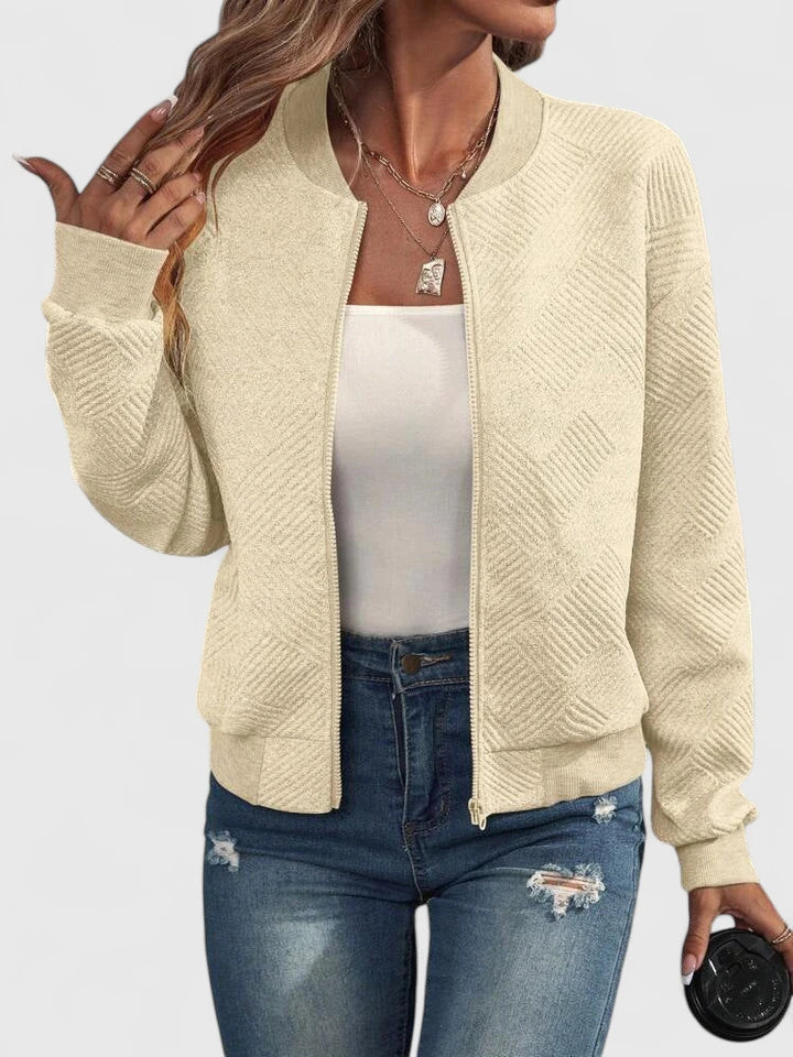 Elegante Damen Bomberjacke für Herbst & Übergang. Kurze Reißverschlussjacke für stilvolle Layering-Looks.