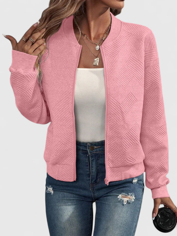 Stylische Damen leichte Bomberjacke für Herbst & Übergang. Vielseitige Freizeitjacke mit Reißverschluss.