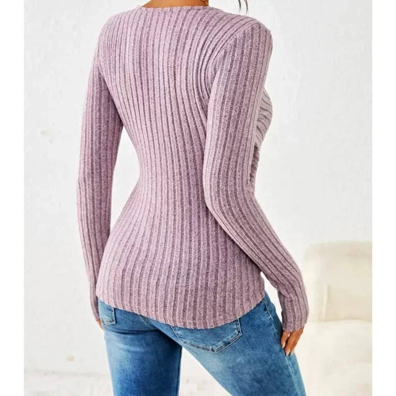 Rosa Damen Wickel-Top, Langarm, elegant für Business & Freizeit. Stilvolles Oberteil mit V-Ausschnitt, perfekt für den Herbst.