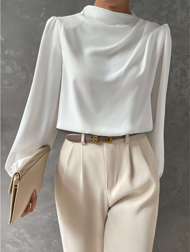 Elegante Damen Langarmbluse im Boho-Stil. Komfortables Oberteil für modische Herbst-Outfits.