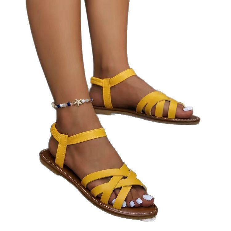 Elegante Flache Sandalen für Damen, mit bequemer Passform und verstellbaren Details für jede Fußform.