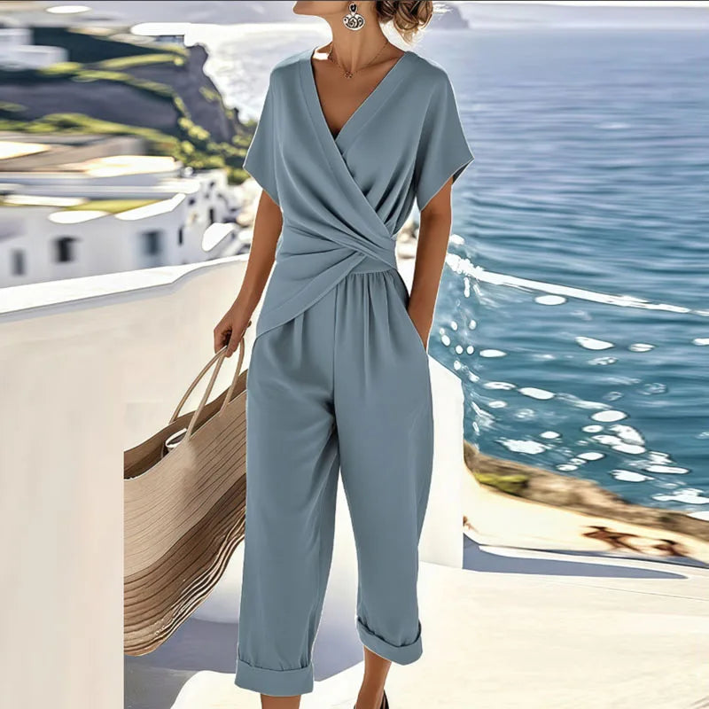 Vielseitiges Damen Wickel-Set in Blau, luftig und bequem, perfekt als Sommerkleid oder Strandoutfit.