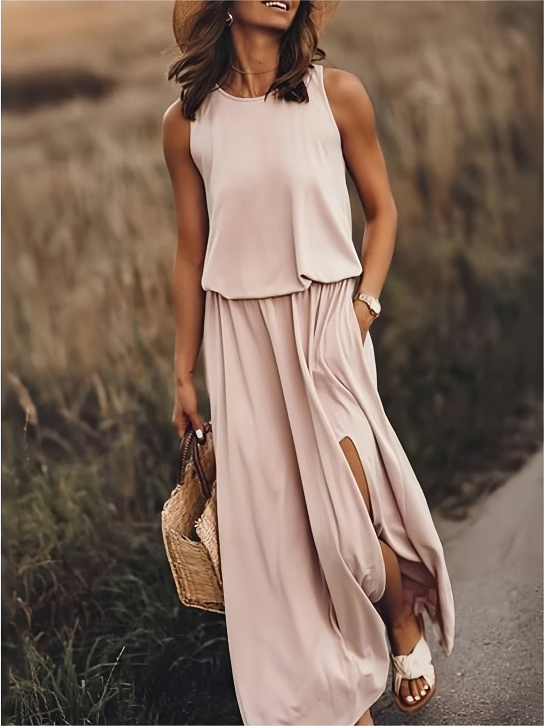 Bequemes Damen Maxikleid im Boho-Stil, fließend, langes Design für Herbst, Freizeit & Casual Look.