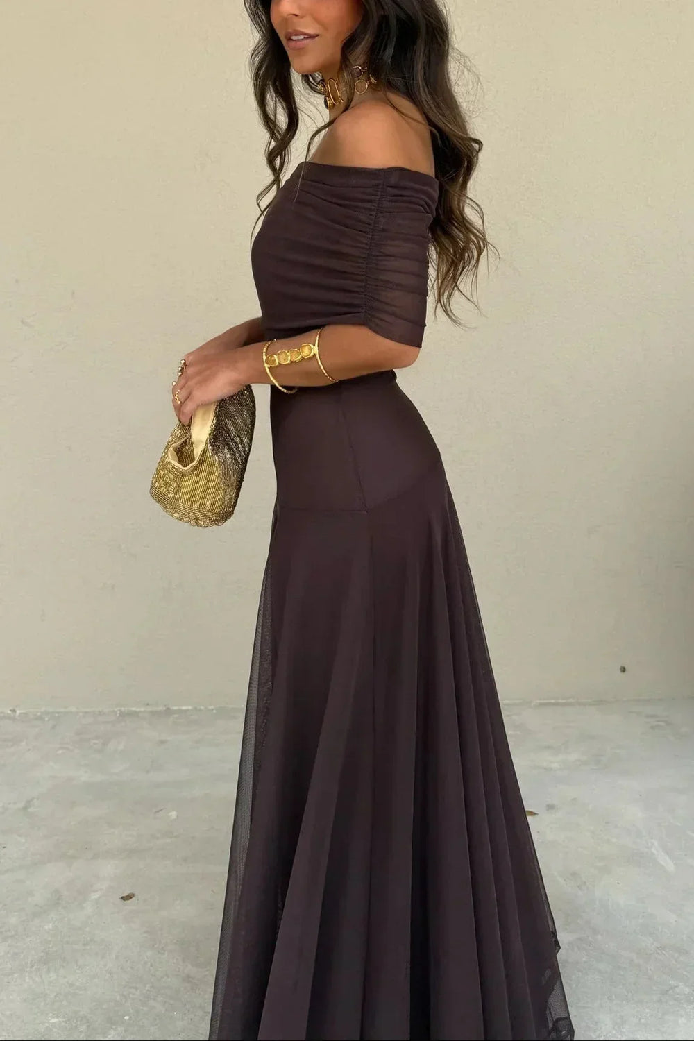 Festliches Damen Maxikleid One-Shoulder, ideal für Hochzeitsgäste im Herbst, elegantes Abendkleid & Party.