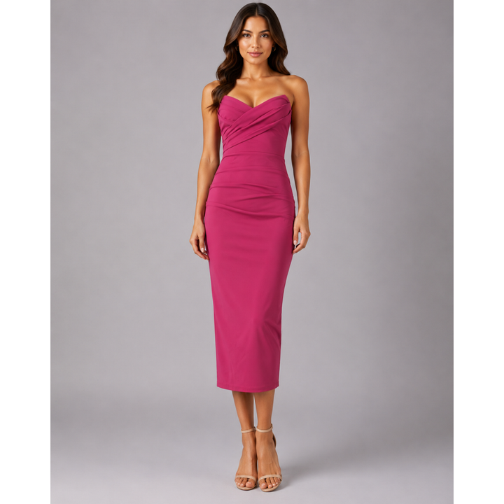Kurzes, elegantes Damenkleid für besondere Anlässe. Modisches Minikleid, perfekt als Abend- oder Partykleid.