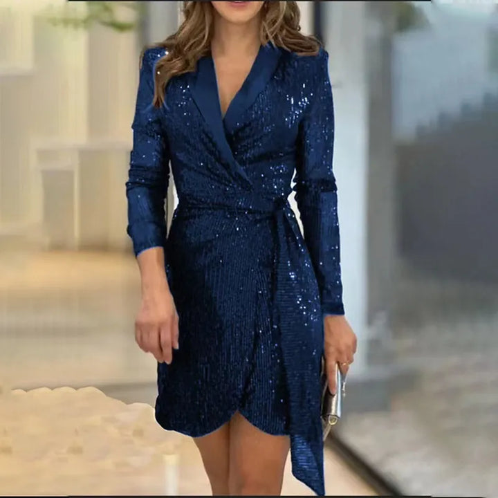 Funkelndes Damen Pailletten Blazerkleid. Ideal für Hochzeitsgäste, glamouröse Partys und festliche Anlässe.