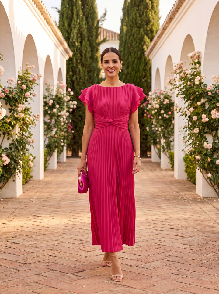 Elegantes Damen Plissee Maxikleid für Hochzeitsgäste. Langes Festkleid in frühlingshafter Mode.