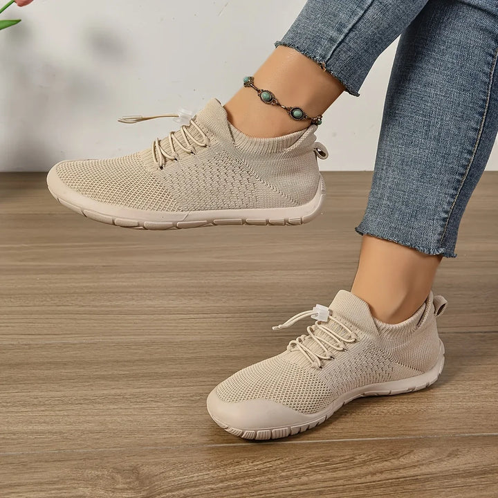 Minimalistische Unisex Barfussschuhe, schwarz, für Barfussgefühl und maximale Bewegungsfreiheit.