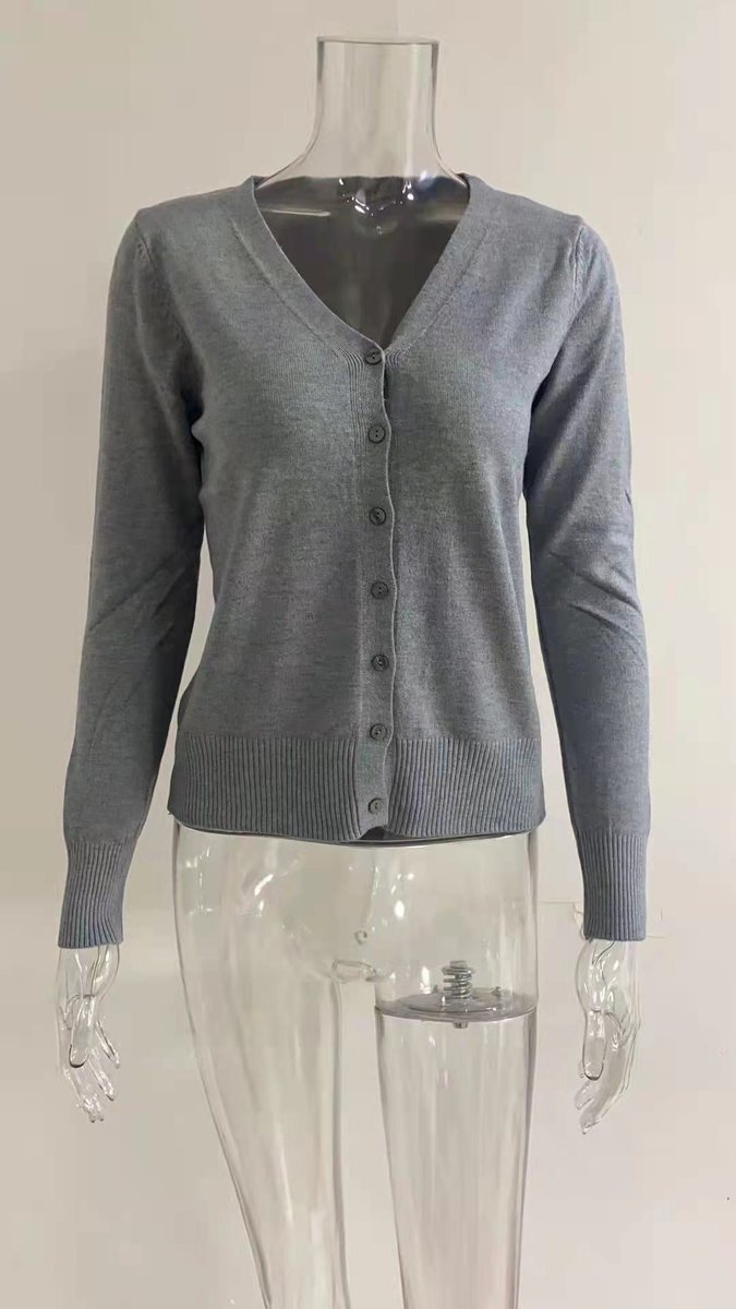 Rückansicht: Schlichte Damen Strickjacke, V-Ausschnitt, Langarm, klassische Strickmode.