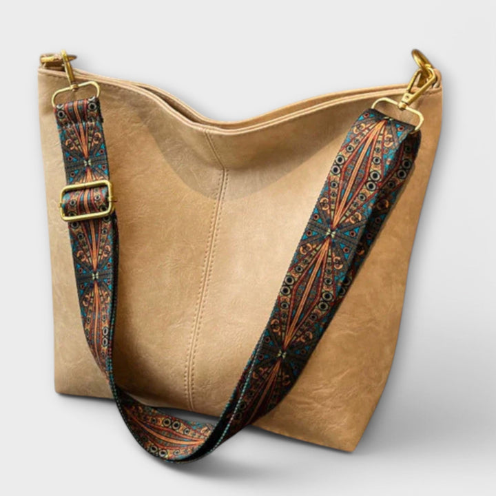 Retro Schultertasche in Schwarz für Damen, weich und elegant, perfekt für Vintage-Looks.