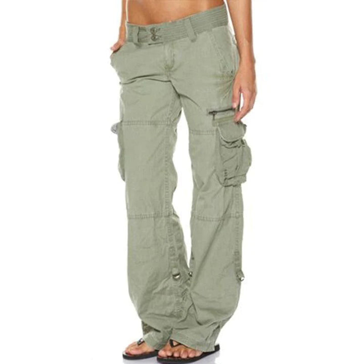 Bequeme Damenhose Nova Cargo im Casual-Look, ideal für Alltag und Outdoor, mit geräumigen Taschen.