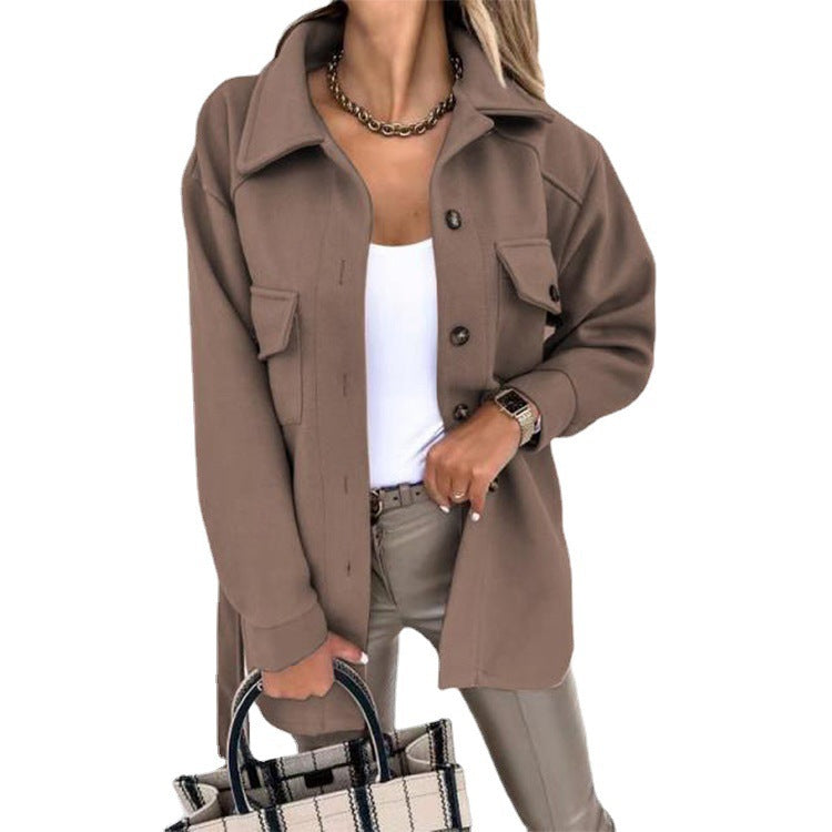 Taillierter Damenblazer in figurschmeichelndem Schnitt. Eleganter Ganzjahresblazer für feminine Looks.