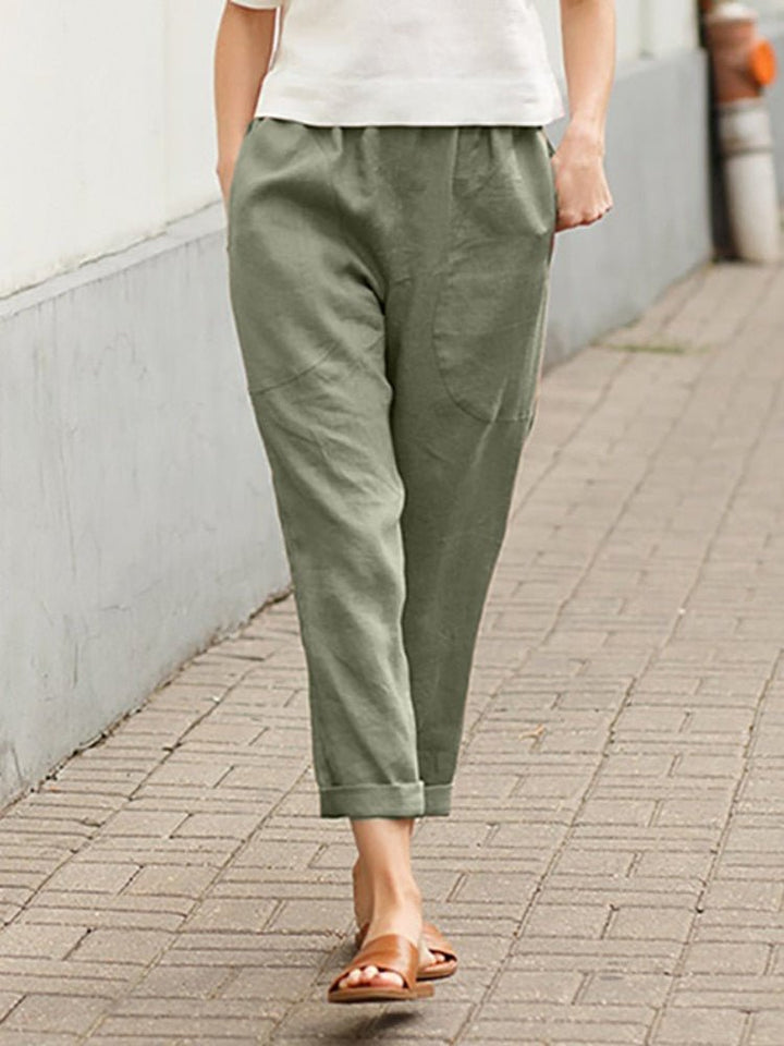 Komfortable Damen Stoffhose Relaxed Fit, atmungsaktiv & strapazierfähig für den Alltag.