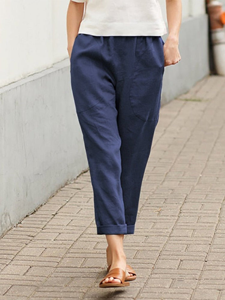 Trendige Damen Stoffhose Relaxed Fit, locker fallend, ideal für einen entspannten Look.