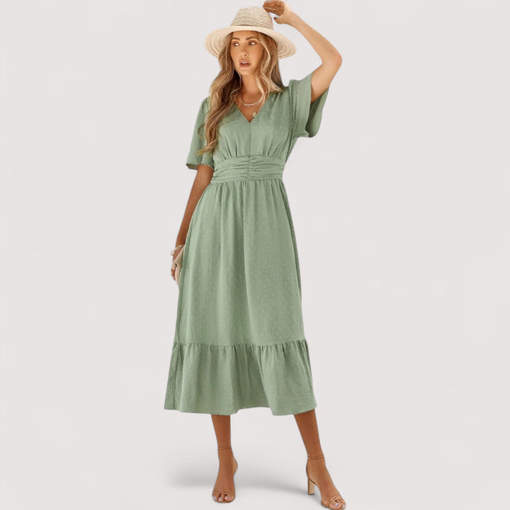 Fließendes Damen Maxikleid mit V-Ausschnitt; leicht, elegant und sehr bequem, ideal für warme Sommertage.