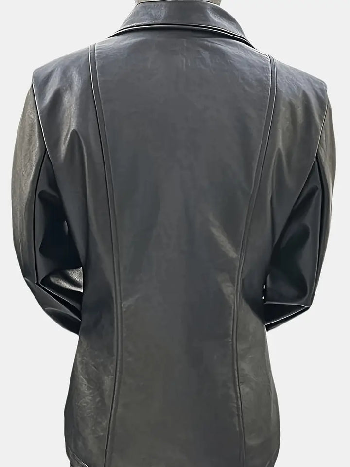 Modische schwarze Damen Übergangsjacke im eleganten Stil, ideal für vielseitige Outfits und bequemen Tragekomfort.