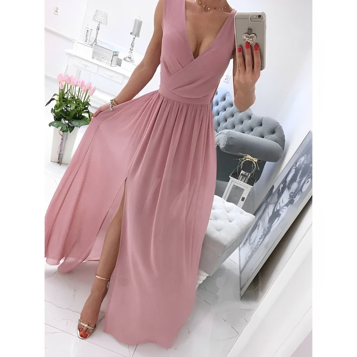Langes Damen Maxikleid, Wickeloptik, ärmellos. Elegant & komfortabel mit V-Ausschnitt & Holzknöpfen. Herbstliches Abendkleid.