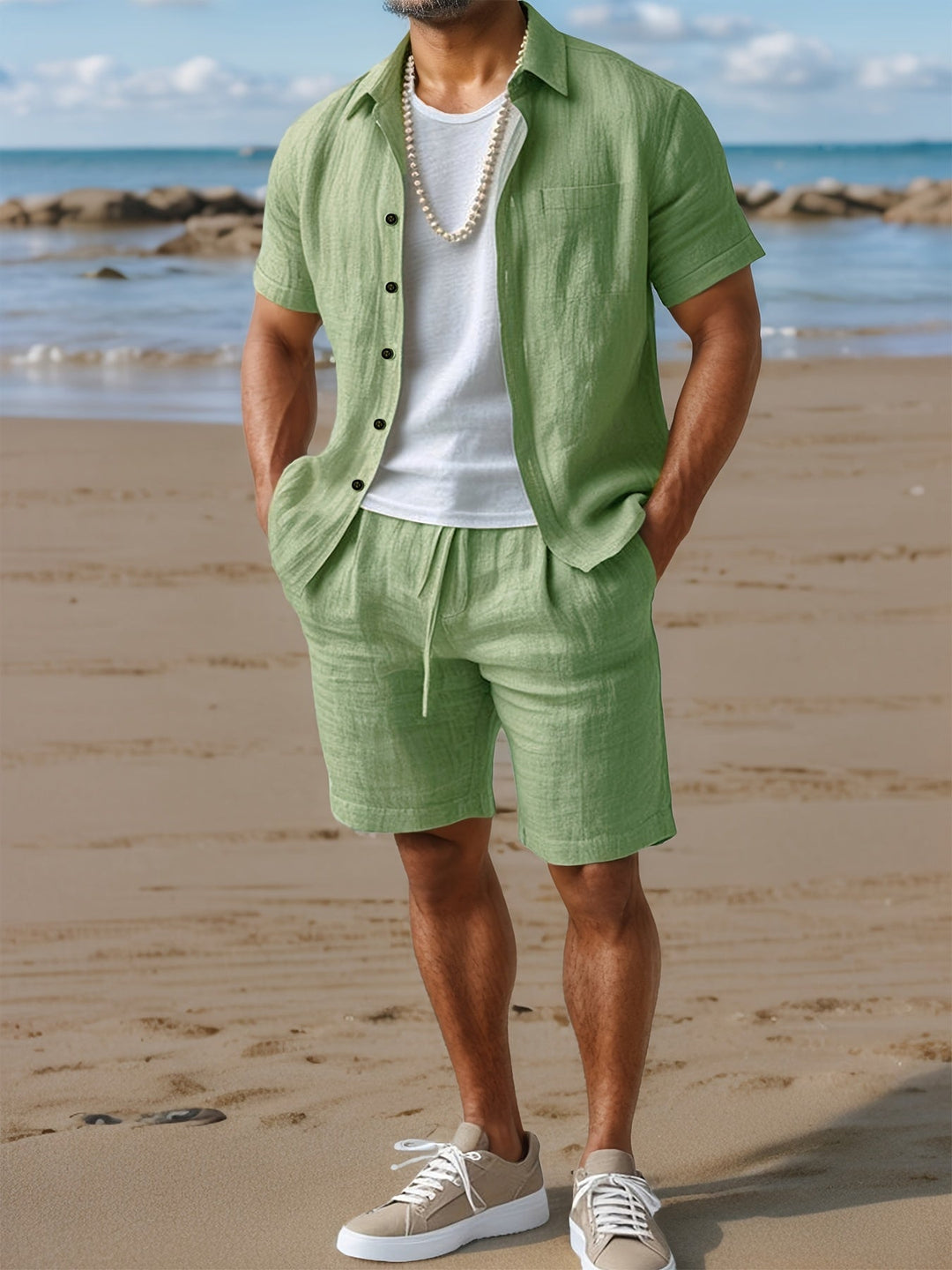 Komfortables, atmungsaktives Herren Leinen-Look Set. Lässiges Kurzarmhemd & Shorts für Strand und Freizeit.