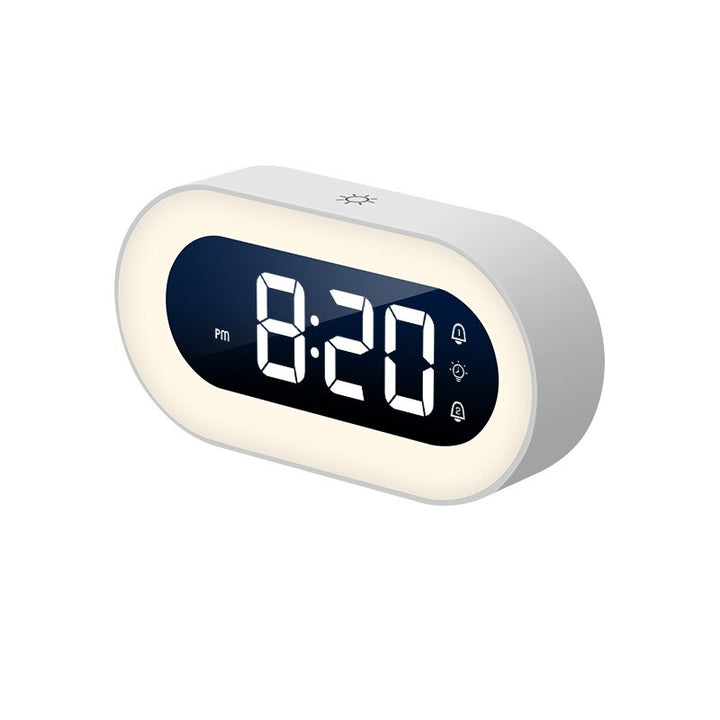 Hochwertiger Digitalwecker mit LED-Anzeige und akkubetriebenem Nachtlicht, eine moderne Uhr für jeden Haushalt.