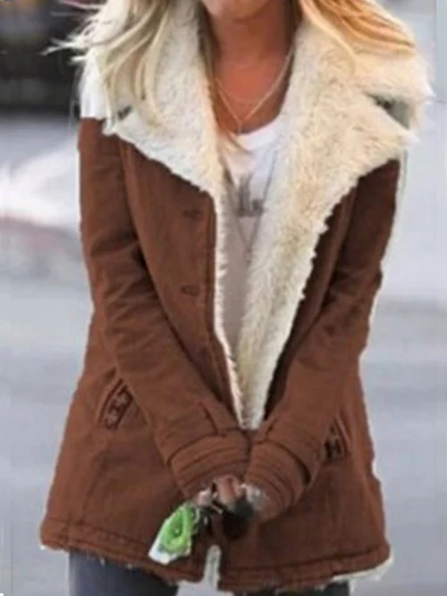 Hochwertiger Damen Wintermantel mit luxuriösem Shearling-Look. Eleganter, warmer Damenmantel für kalte Tage.