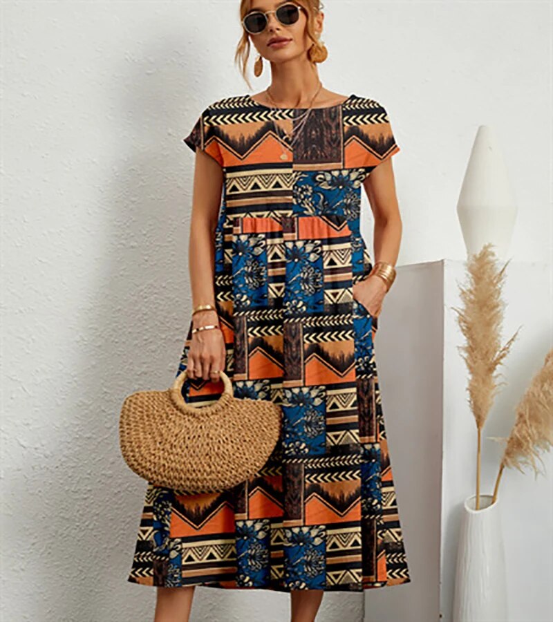 Elegantes A-Linien Sommerkleid Isadora für Damen, mit floralen Details, ideal für Frühling & Sommer.