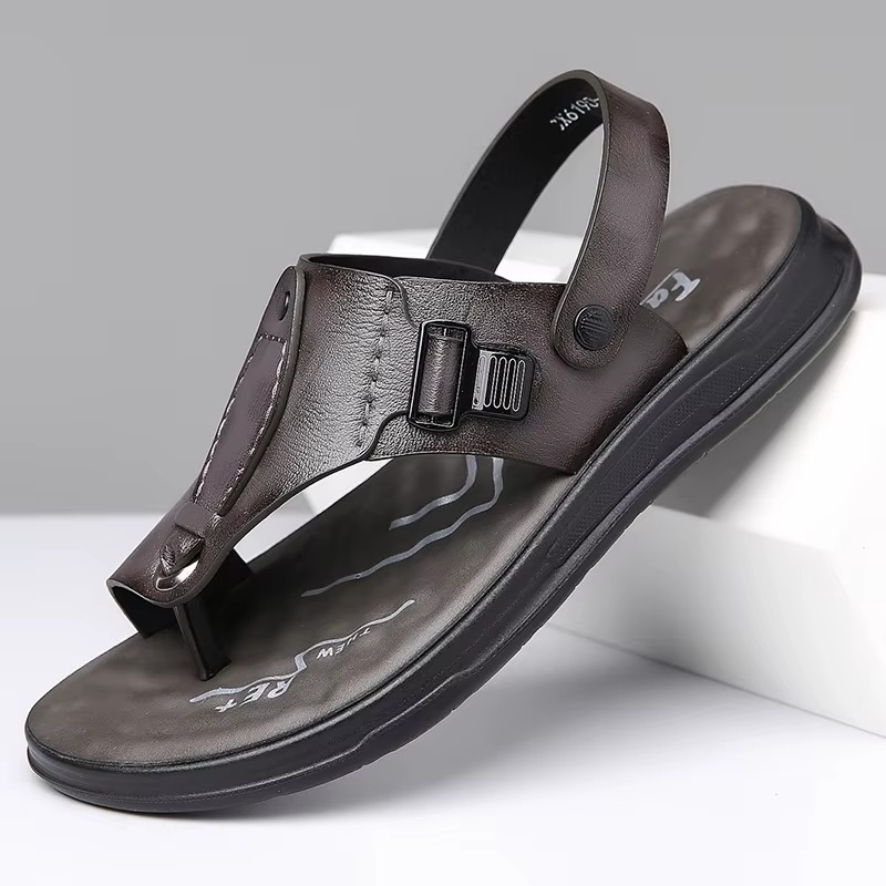 Bequeme Herren-Freizeitsandalen, leicht & atmungsaktiv, mit rutschfester Sohle für sicheren Halt im Sommer.
