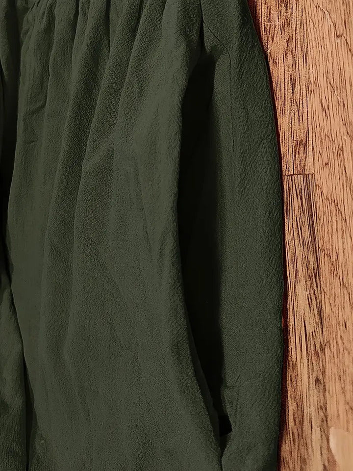 Leichtes Damen Midikleid mit Seitentaschen; bequemes Sommerkleid für entspannte Tage.