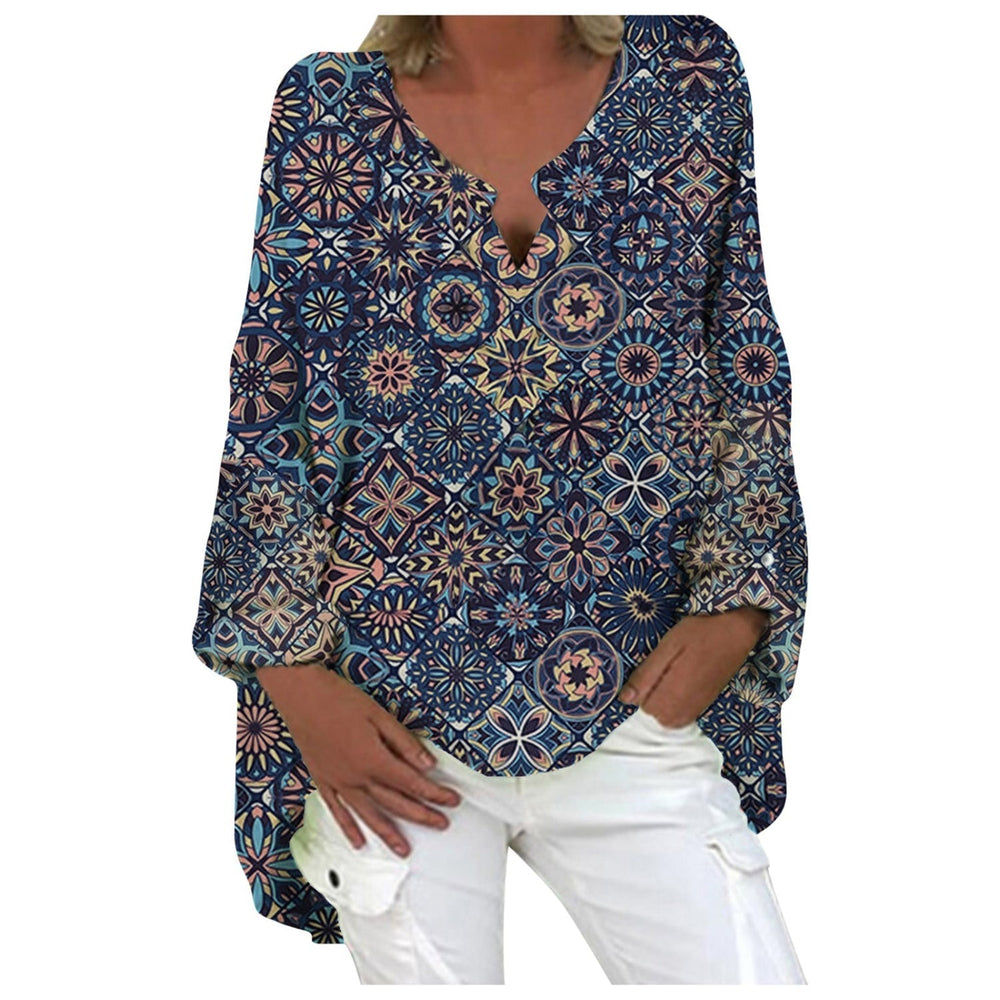 Stilvolle Damenbluse für den Sommer, atmungsaktiv und leicht, perfekt für einen modischen und komfortablen Look.