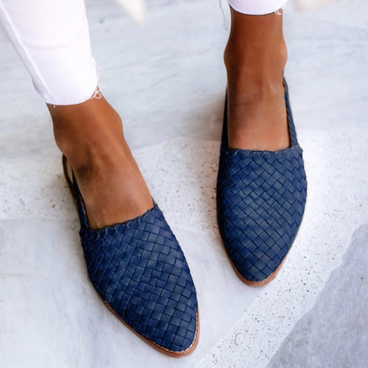 Vielseitige Damen Slipper: bequeme Ganzjahresschuhe & elegante Alltagsschuhe für jede Gelegenheit.